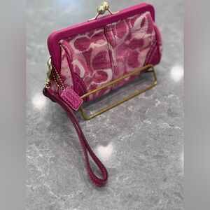 Pink Chenille Python Signature Wristlet Kisslock 🐍 💞